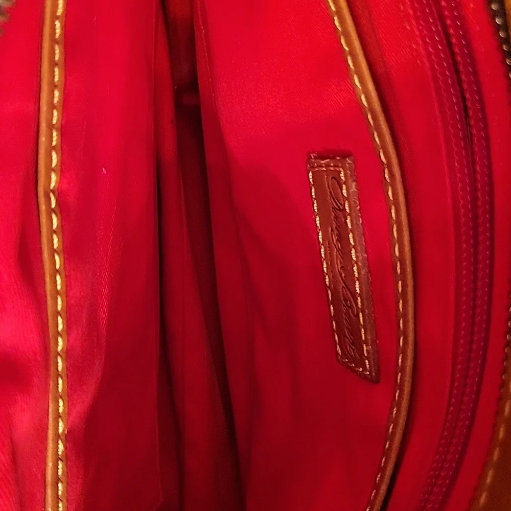 Dooney and Bourke Pepple grain leather Crossbody bag 11×9×4 - Picture 6 of 8